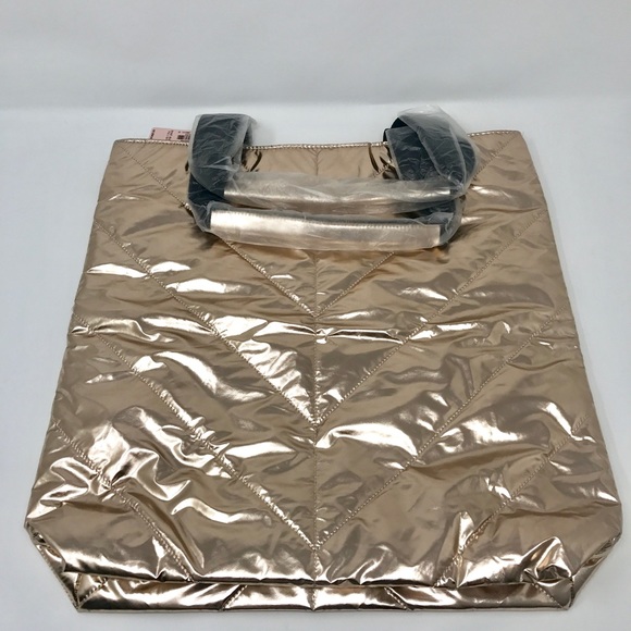 ❌SOLD❌VS Rose Gold Quilted Tote Bag Limited Ed. - Picture 3 of 8